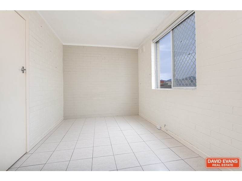 2/45 Parkin Street, Rockingham WA 6168