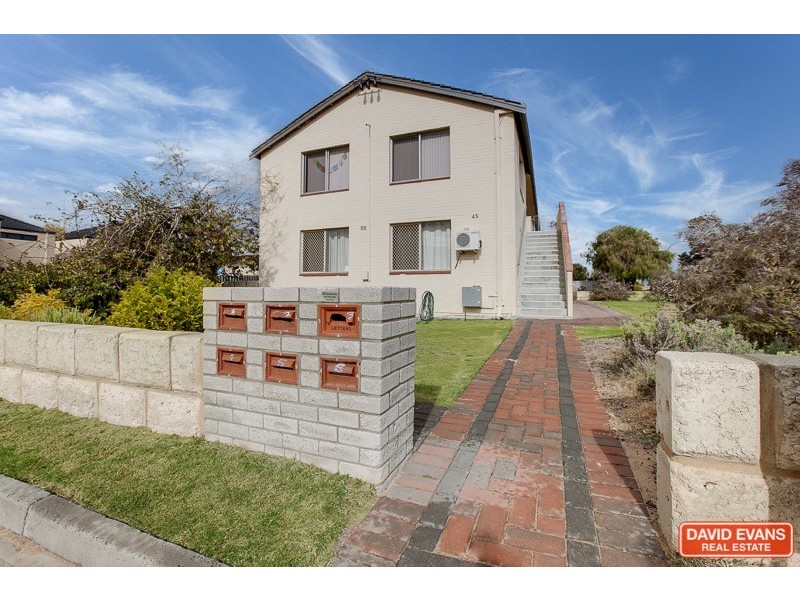 2/45 Parkin Street, Rockingham WA 6168