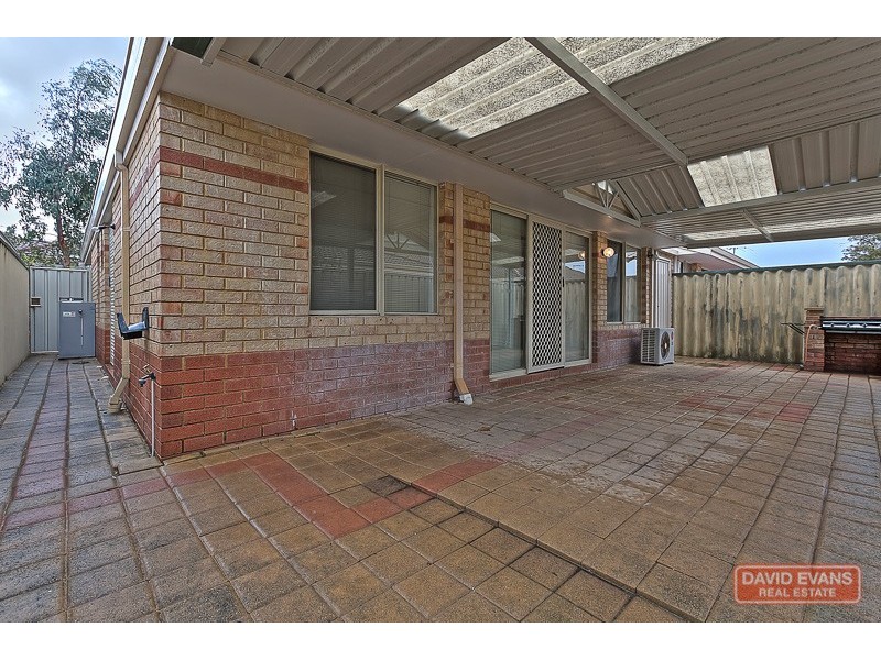 7/4 Dowling Street, Rockingham WA 6168