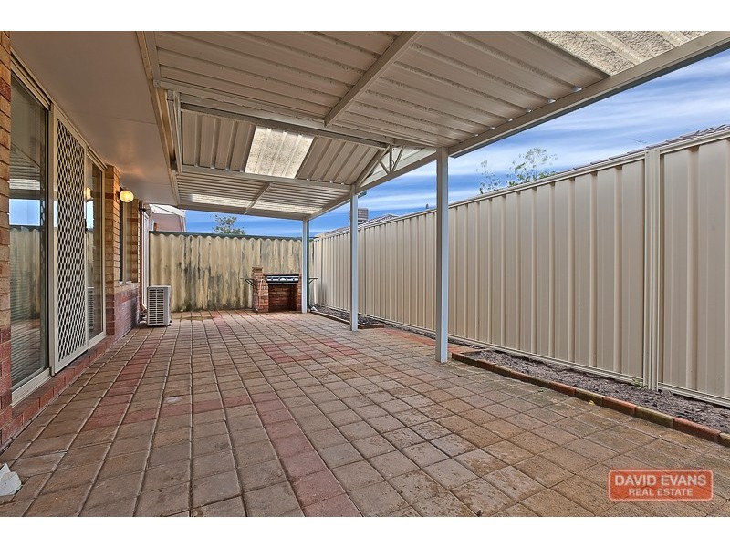 7/4 Dowling Street, Rockingham WA 6168