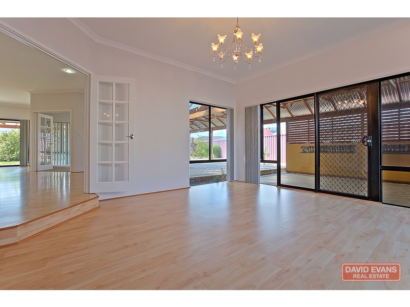 3 L’Esterel Way, Port Kennedy WA 6172