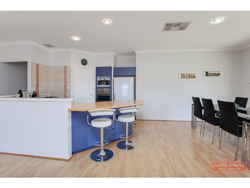 3 L’Esterel Way, Port Kennedy WA 6172