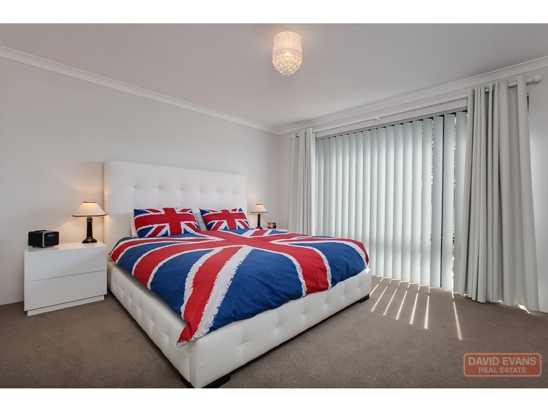 3 L’Esterel Way, Port Kennedy WA 6172