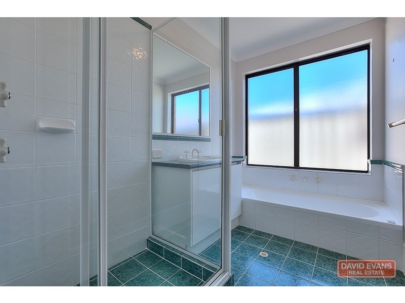 3 L’Esterel Way, Port Kennedy WA 6172