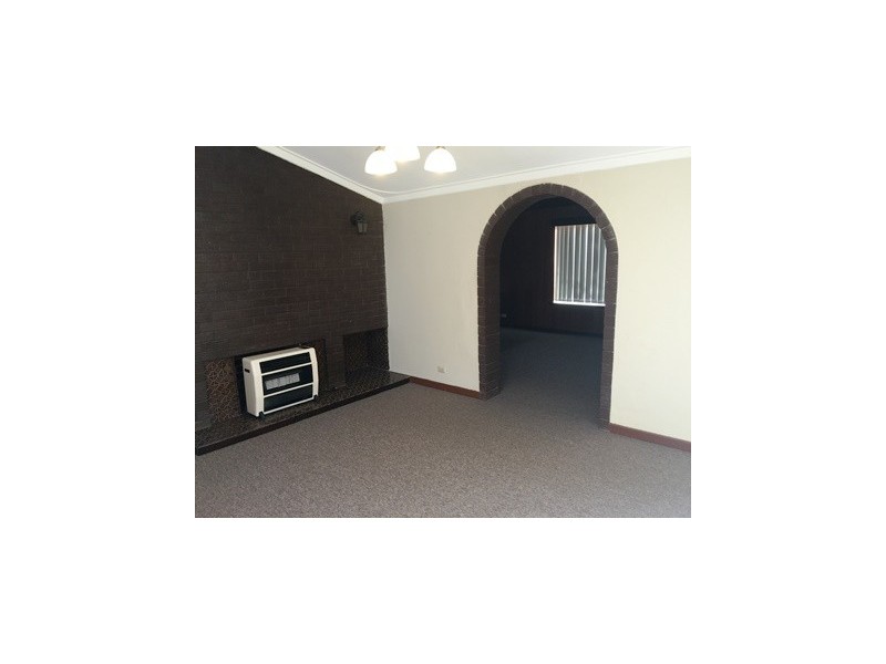 12 Leo Place, Rockingham WA 6168