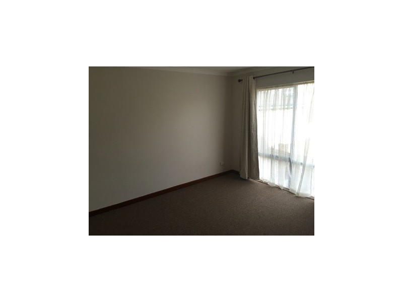 12 Leo Place, Rockingham WA 6168