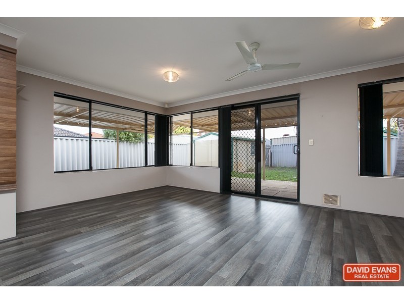 10 Solander Close, Waikiki WA 6169
