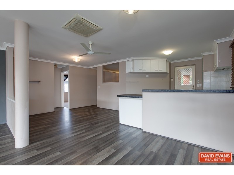 10 Solander Close, Waikiki WA 6169
