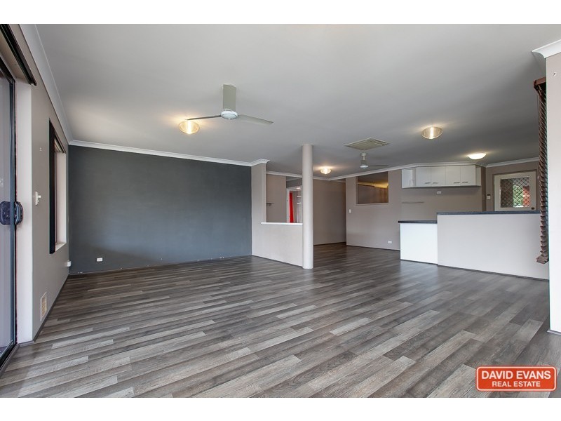 10 Solander Close, Waikiki WA 6169