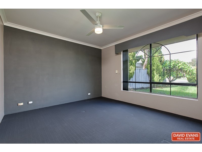 10 Solander Close, Waikiki WA 6169