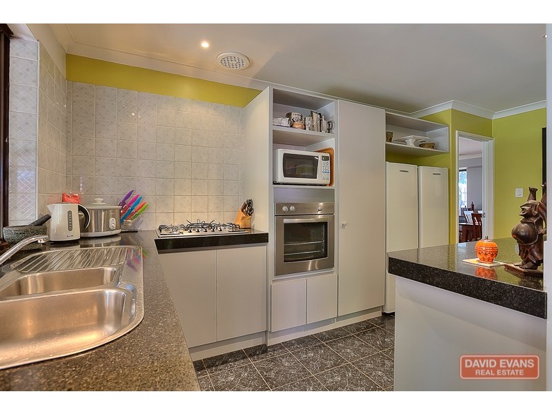 16 Aldinga Place, Waikiki WA 6169