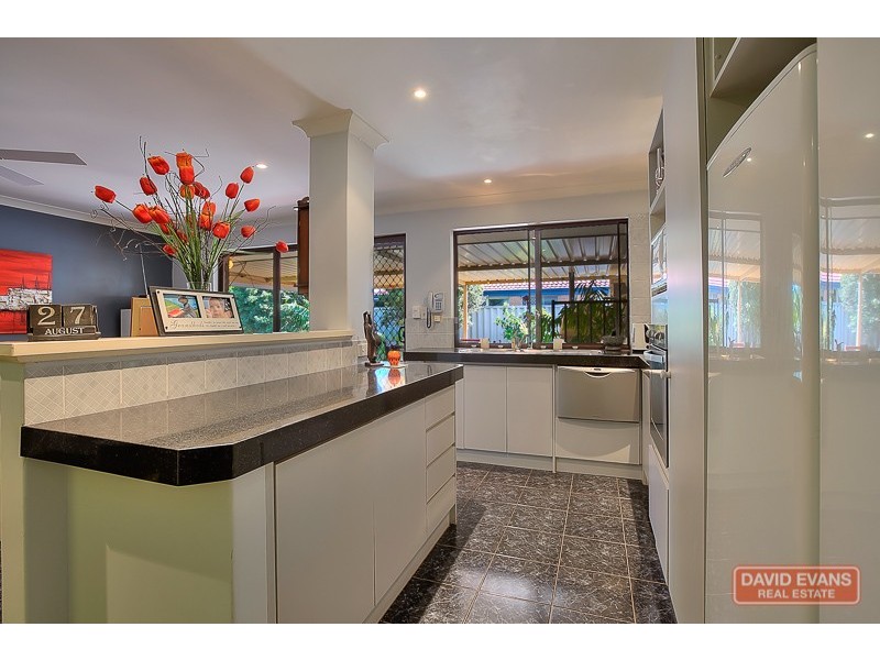 16 Aldinga Place, Waikiki WA 6169