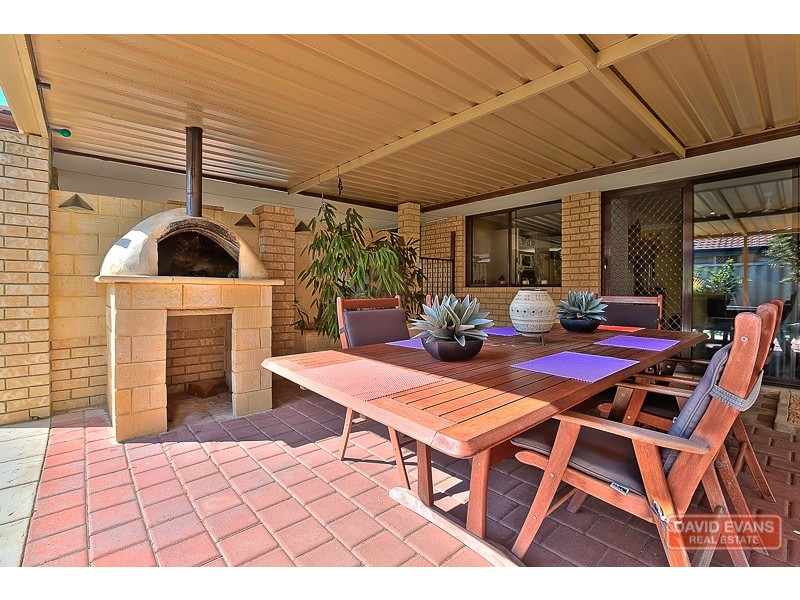 16 Aldinga Place, Waikiki WA 6169