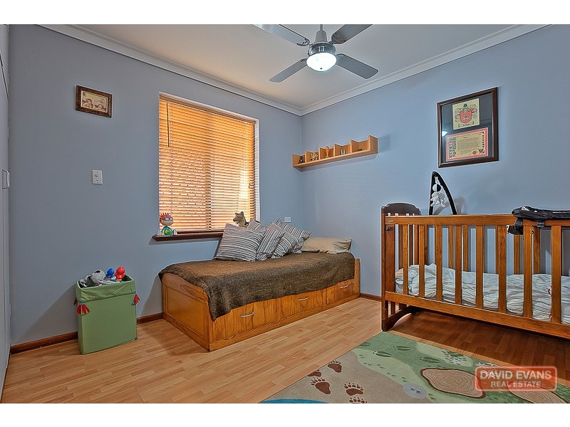 4 Ecclestone Street, Warnbro WA 6169