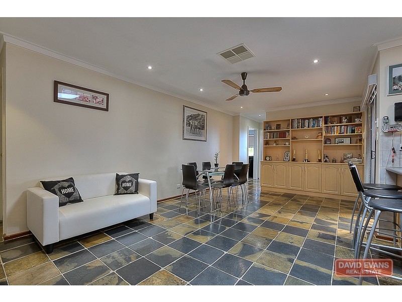 4 Ecclestone Street, Warnbro WA 6169