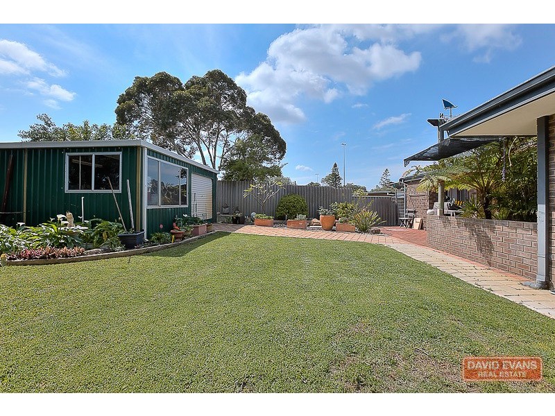 4 Ecclestone Street, Warnbro WA 6169