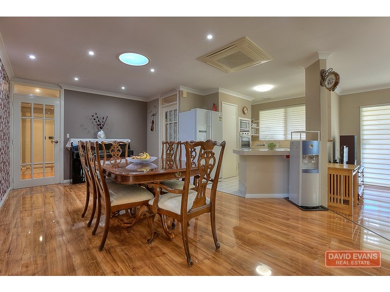 39 Georgetown Drive, Safety Bay WA 6169