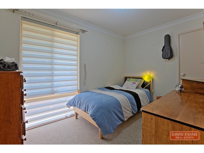 39 Georgetown Drive, Safety Bay WA 6169