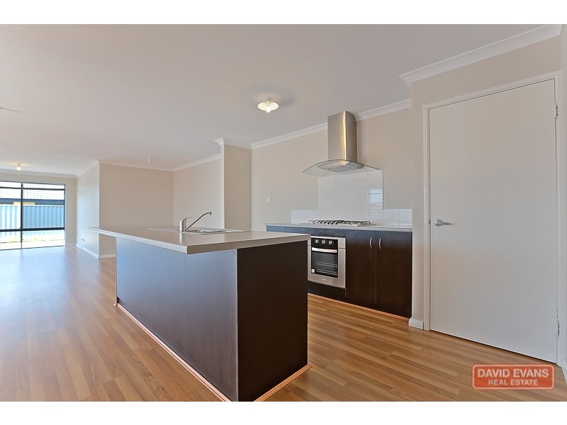 2 Archdale Loop, Piara Waters WA 6112