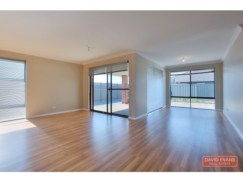 2 Archdale Loop, Piara Waters WA 6112