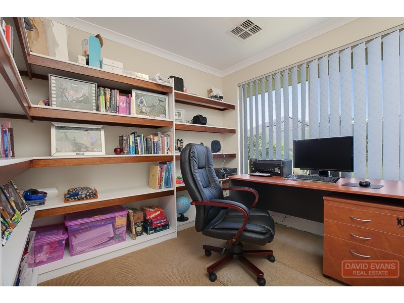 8 Warrender Heights, Secret Harbour WA 6173