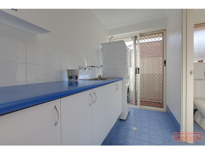 8 Warrender Heights, Secret Harbour WA 6173