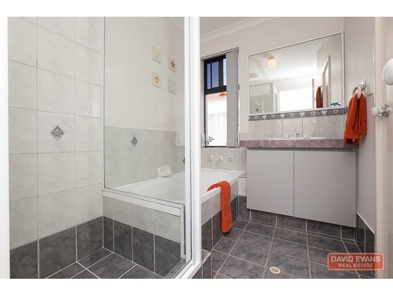 8/14 Shoalhaven Place, Waikiki WA 6169