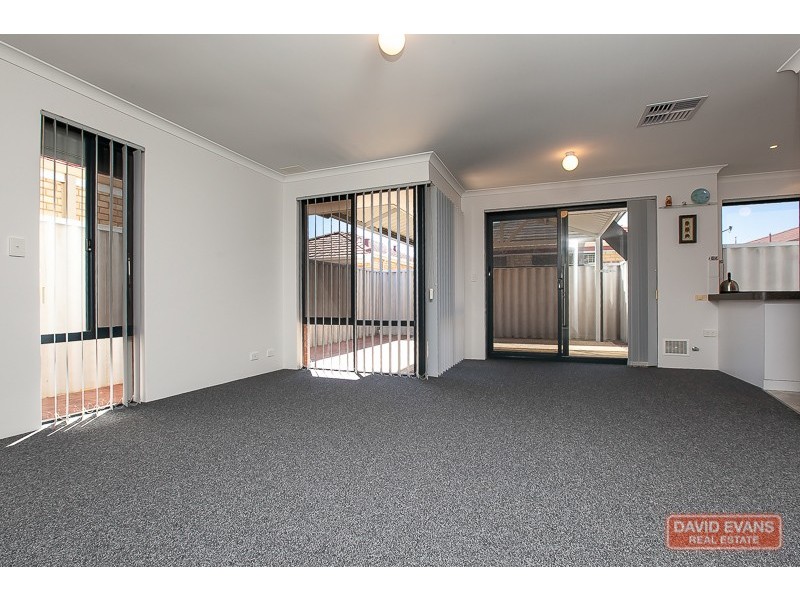 8/14 Shoalhaven Place, Waikiki WA 6169