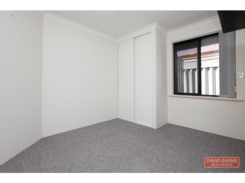 8/14 Shoalhaven Place, Waikiki WA 6169