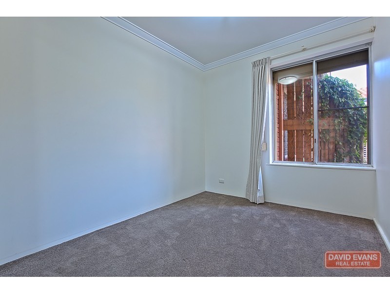1/5 Louise Street, Rockingham WA 6168