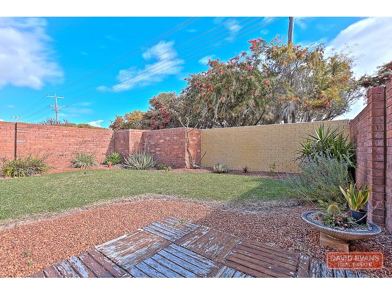1/5 Louise Street, Rockingham WA 6168