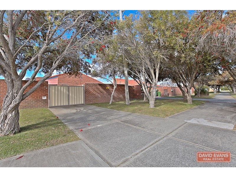 1/5 Louise Street, Rockingham WA 6168