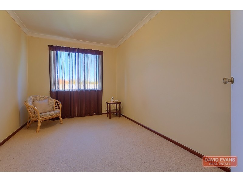 20 Bolivar Court, Safety Bay WA 6169