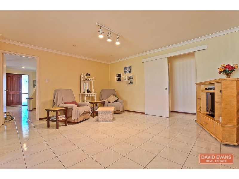 20 Bolivar Court, Safety Bay WA 6169