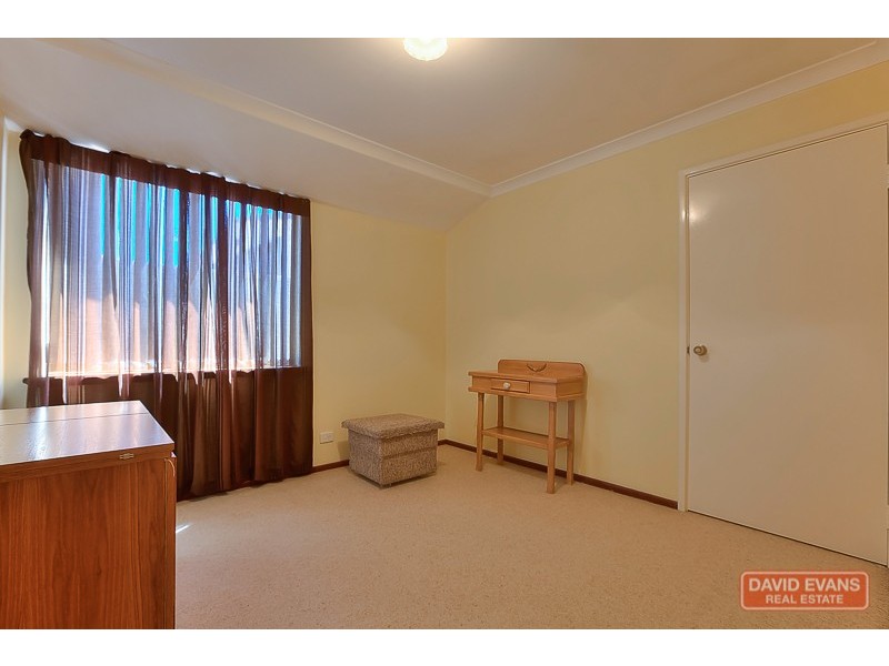 20 Bolivar Court, Safety Bay WA 6169