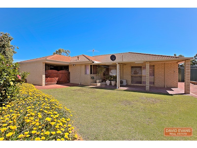 20 Bolivar Court, Safety Bay WA 6169