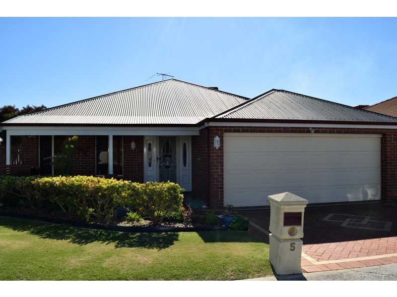 5 Antuka Road, Rockingham WA 6168