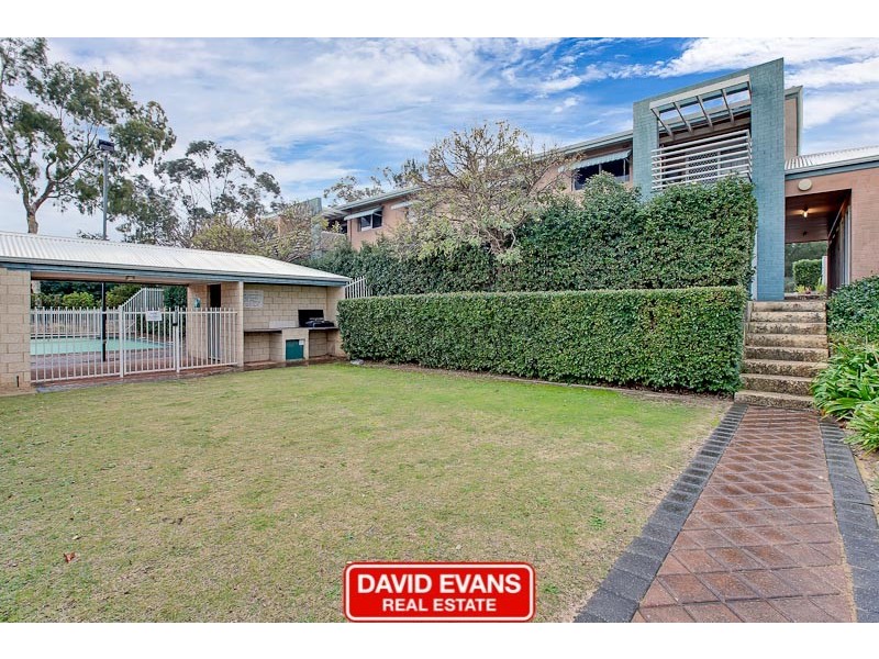 4/16 Jecks Place, Orelia WA 6167