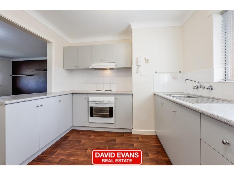 4/16 Jecks Place, Orelia WA 6167