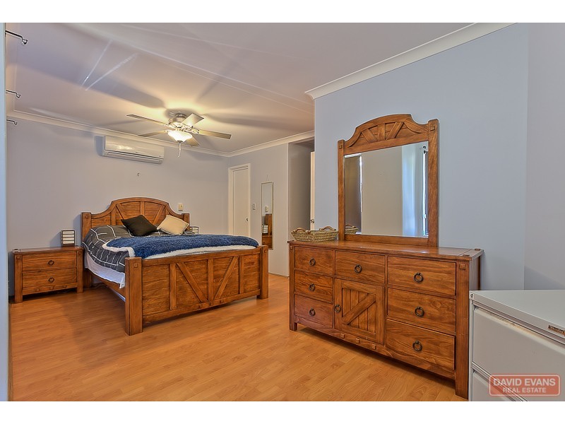 36 San Sebastian Boulevard, Port Kennedy WA 6172