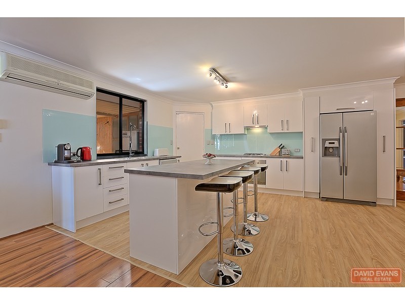 36 San Sebastian Boulevard, Port Kennedy WA 6172