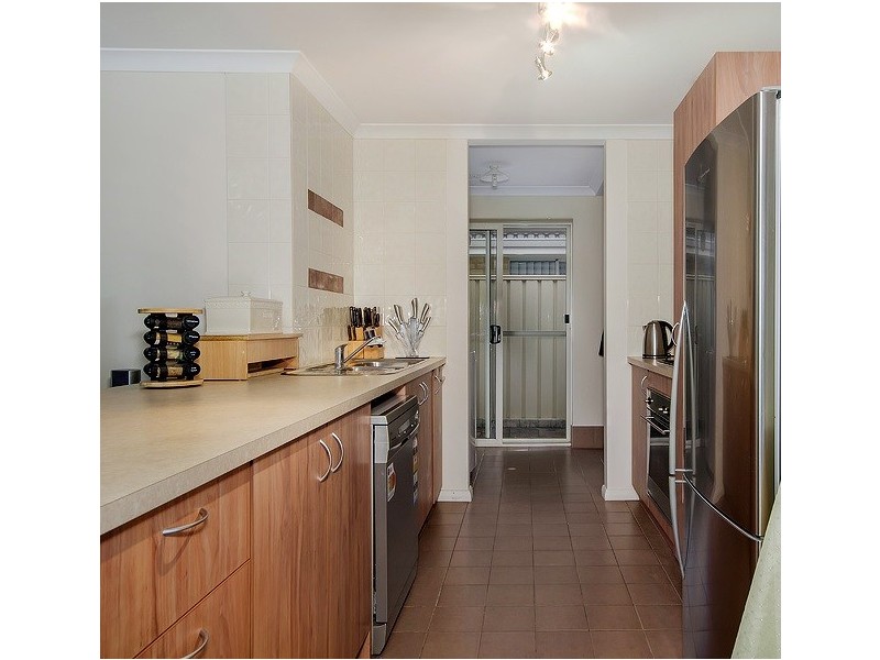 16 Portchester Avenue, Orelia WA 6167