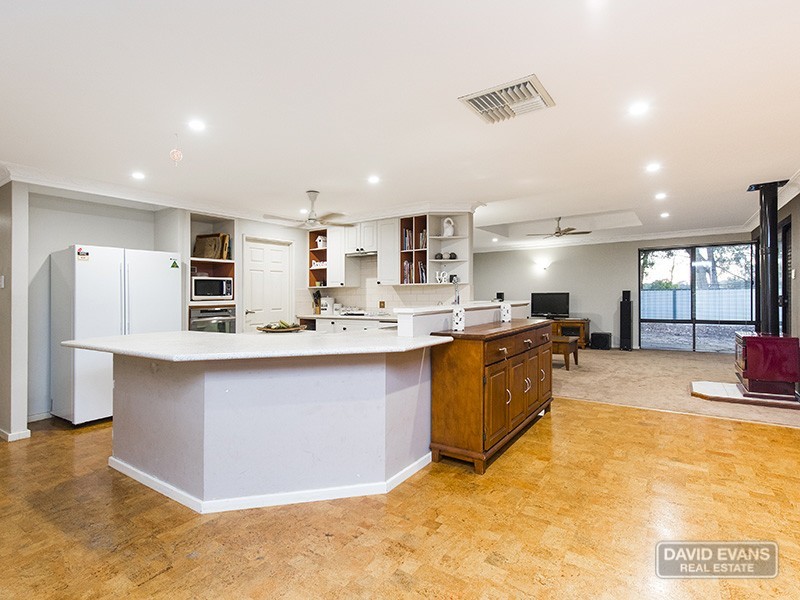 79 Lymon Road, Stake Hill WA 6181