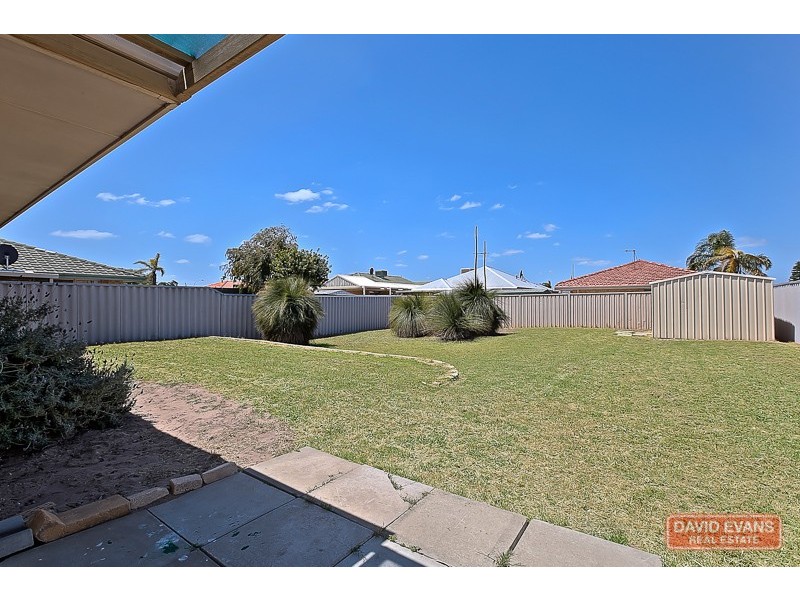 76 Lakemba Way, Waikiki WA 6169