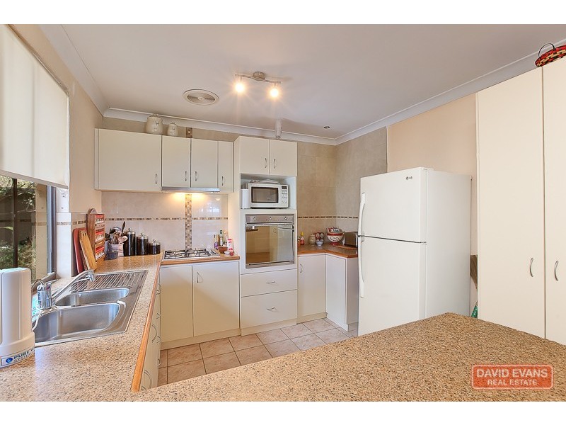 2 River Court, Greenfields WA 6210