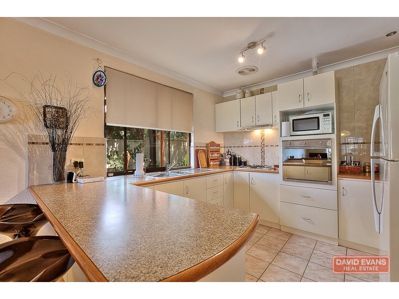 2 River Court, Greenfields WA 6210