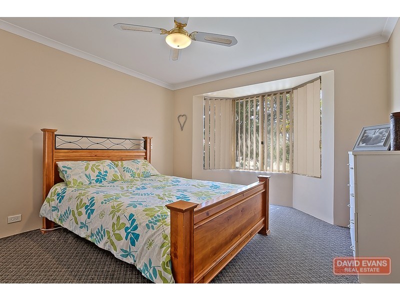 10 Pallarup Grove, Waikiki WA 6169