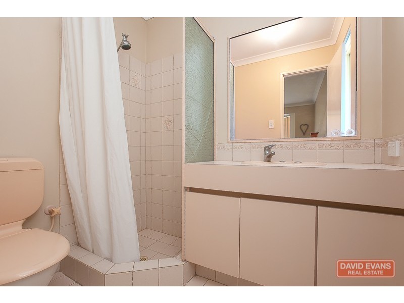 10 Pallarup Grove, Waikiki WA 6169