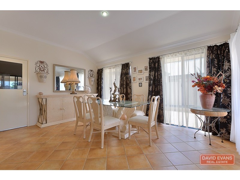 20 L’Esterel Way, Port Kennedy WA 6172