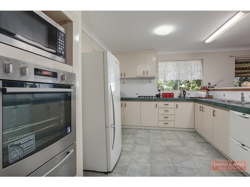 12 Ormond Place, Warnbro WA 6169